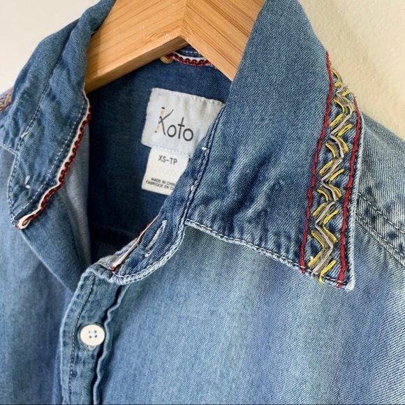 Urban Outfitters Koto Chambray denim western embroidered button shirt boho Top - Picture 5 of 11